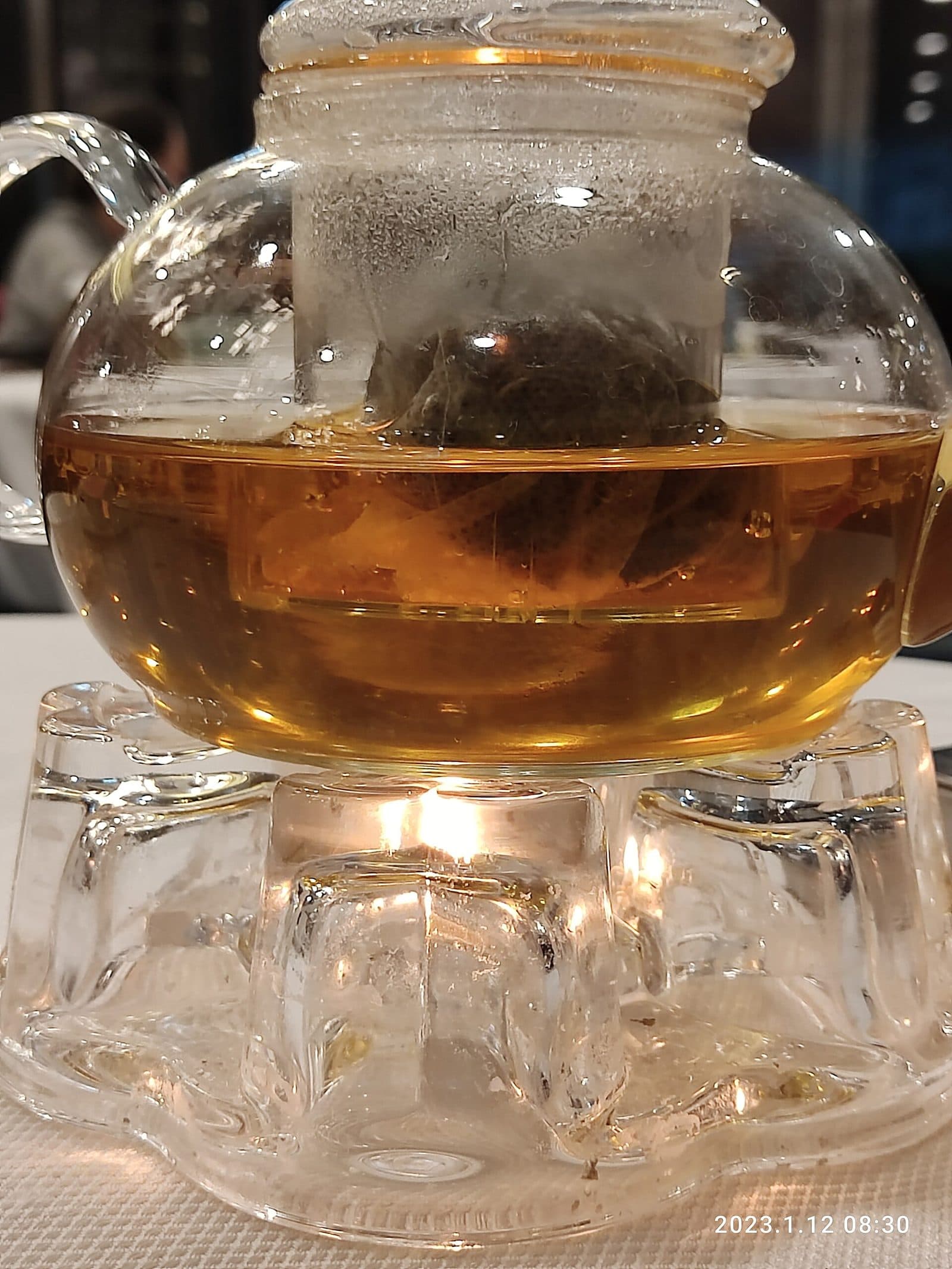 Cold Brew vs Hot Brew Tea: Taste, Caffeine & Health